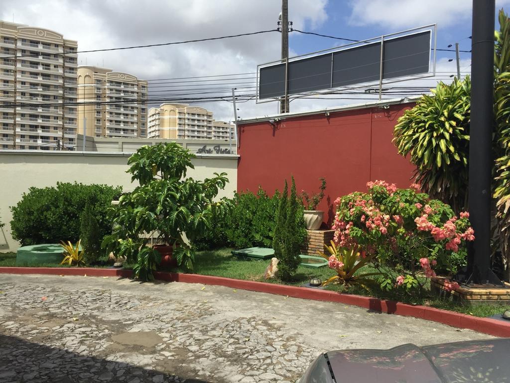 Bali Motel (Adults Only) Fortaleza  Luaran gambar